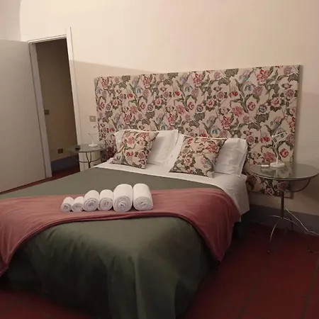 Luisa In Palazzo Bianchi