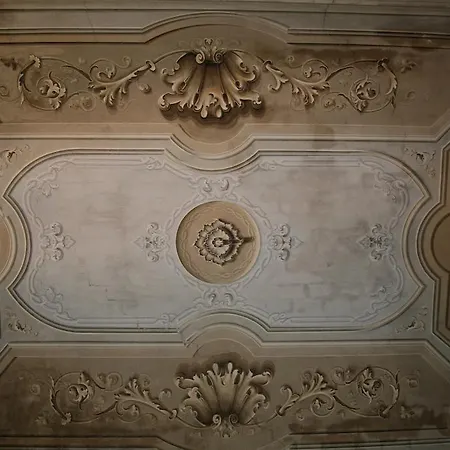 Luisa In Palazzo Bianchi Parma