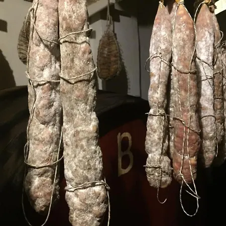 Luisa In Palazzo Bianchi